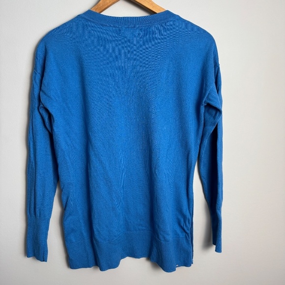 CASLON Women's Lightweight Long Sleeve Sweater Blue Size Small Snap Up Side Hem - Picture 4 of 13